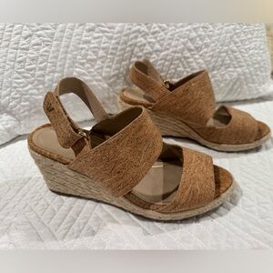 Vionic Cork Wedge Sandals size 8 WIDE